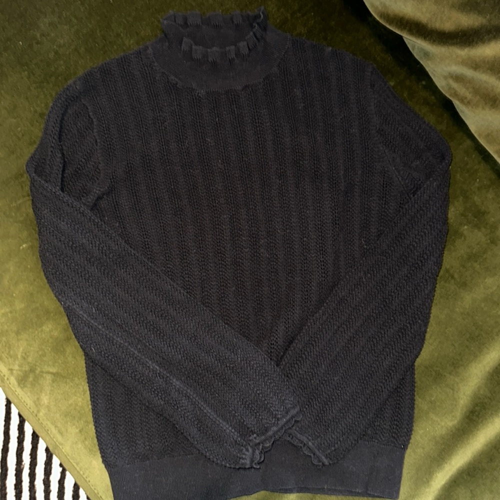 J crew scalloped sweater top